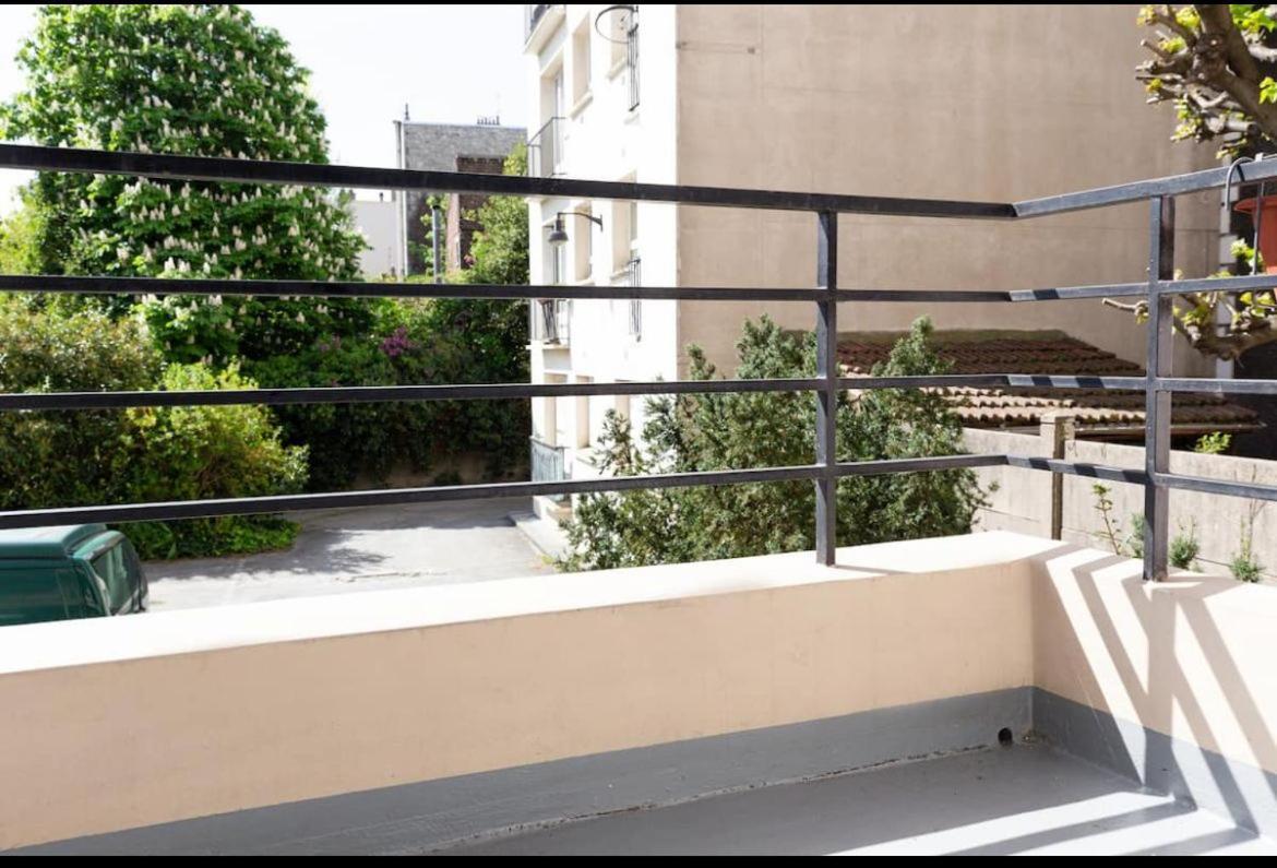 Superbe Studio Apartment A 2Mn De Paris جنتيلي المظهر الخارجي الصورة